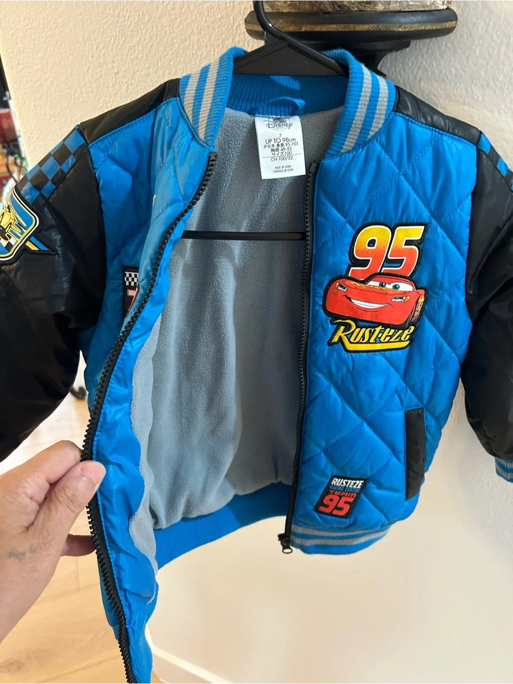 Disney Blue Lightning McQueen Rust-eze Patch Jacket. Size 3 Toddler